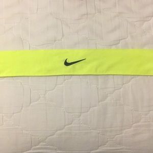Nike Tie Headband